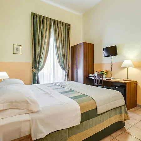 Domus Carmelitana 3* רומא