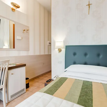 Domus Carmelitana Hotell 3*