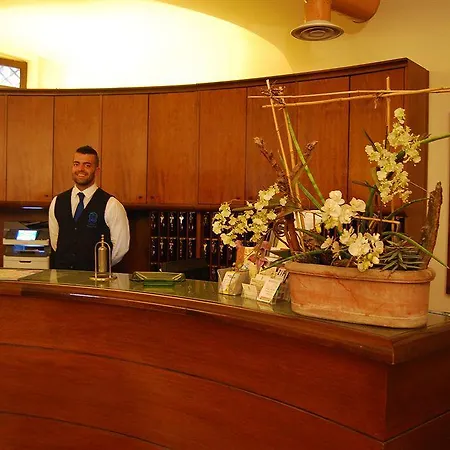 Domus Carmelitana Hotel Řím