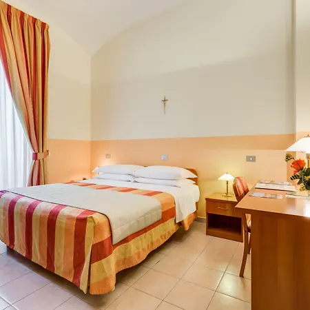 Domus Carmelitana 3*