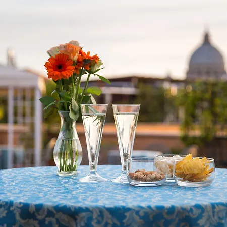 Hotel Domus Carmelitana 3*