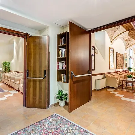 Domus Carmelitana Řím